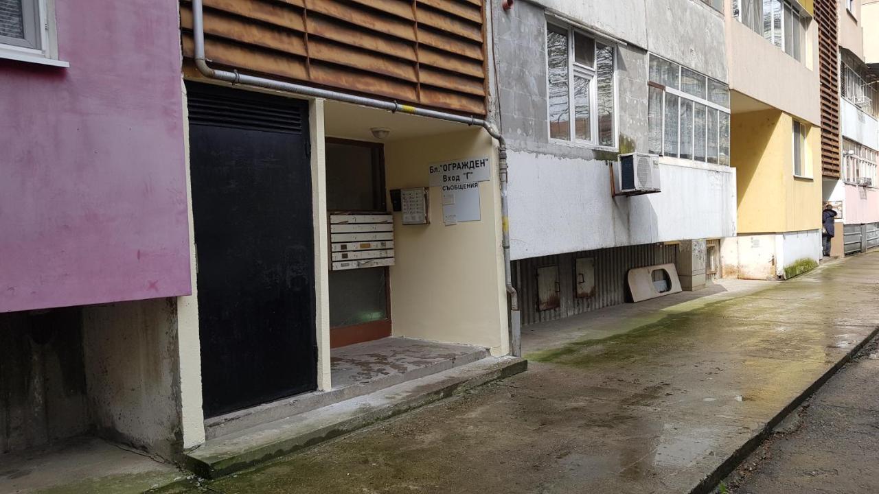 Апартамент За Гости Ива Ruse Exterior foto